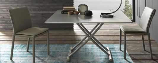 Table relevable : Les atouts de ce mobilier modulable gain de place