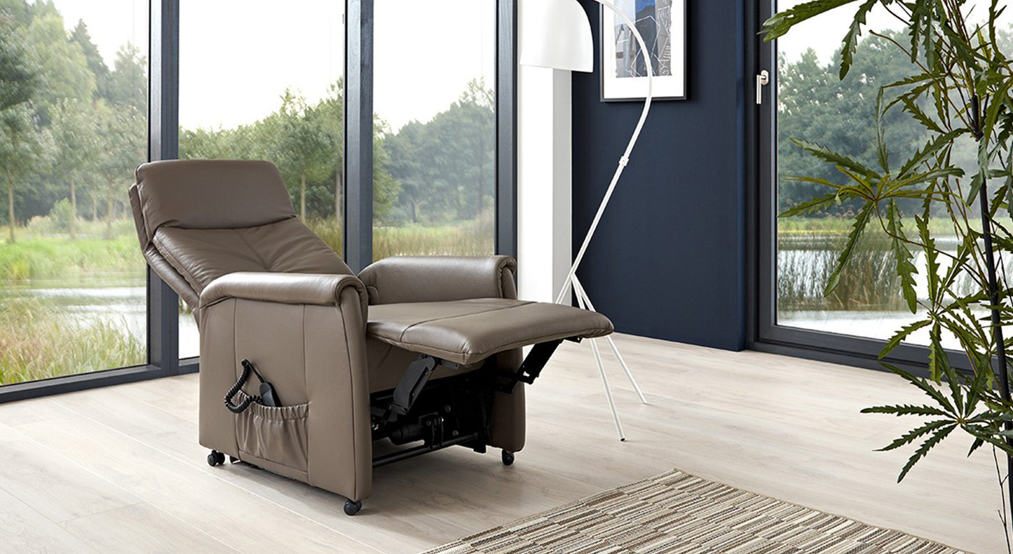 Lift Chair 9106 +50 fabrics &amp; leathers to choose from